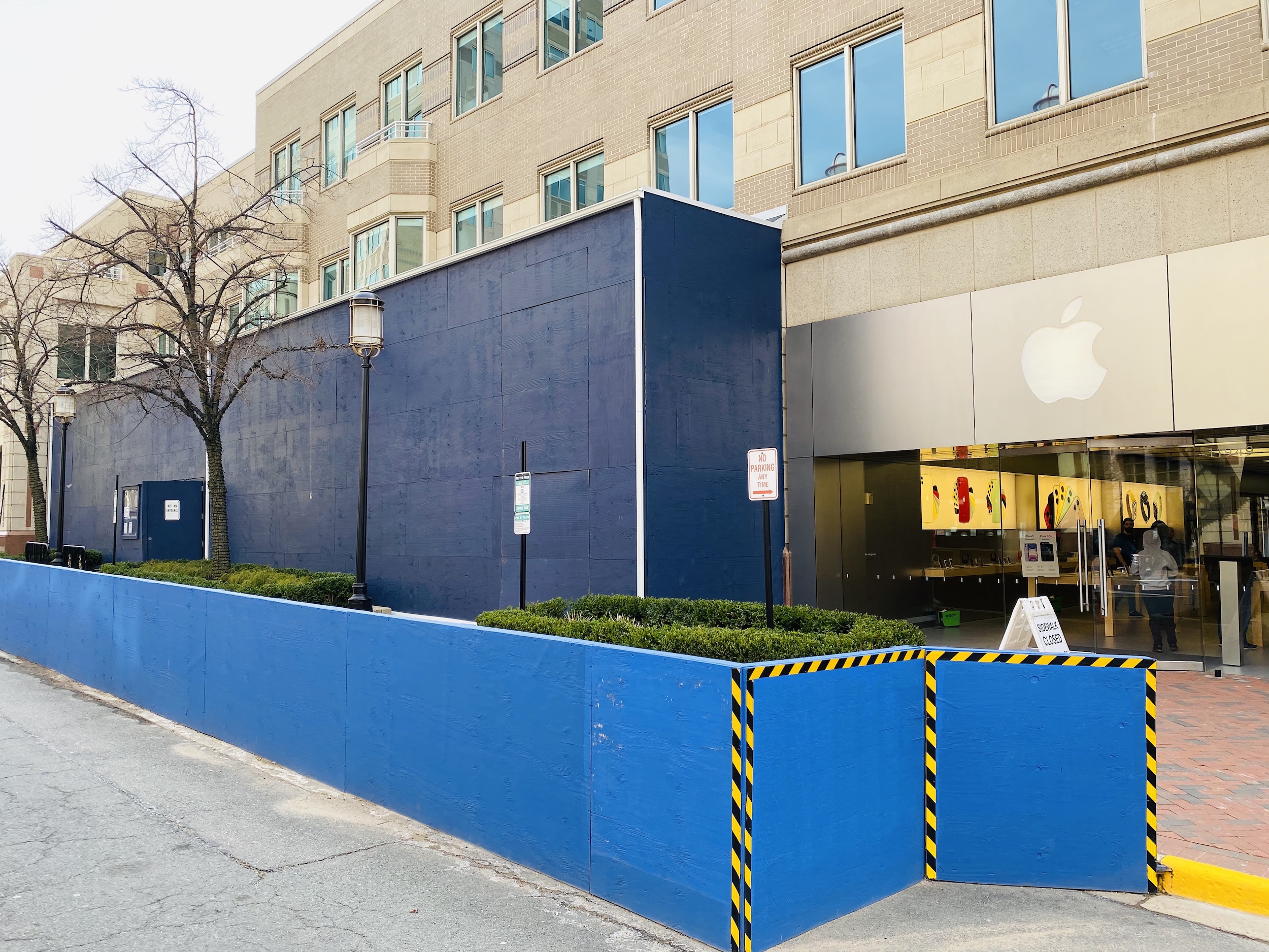 Apple Stores in Loudoun County