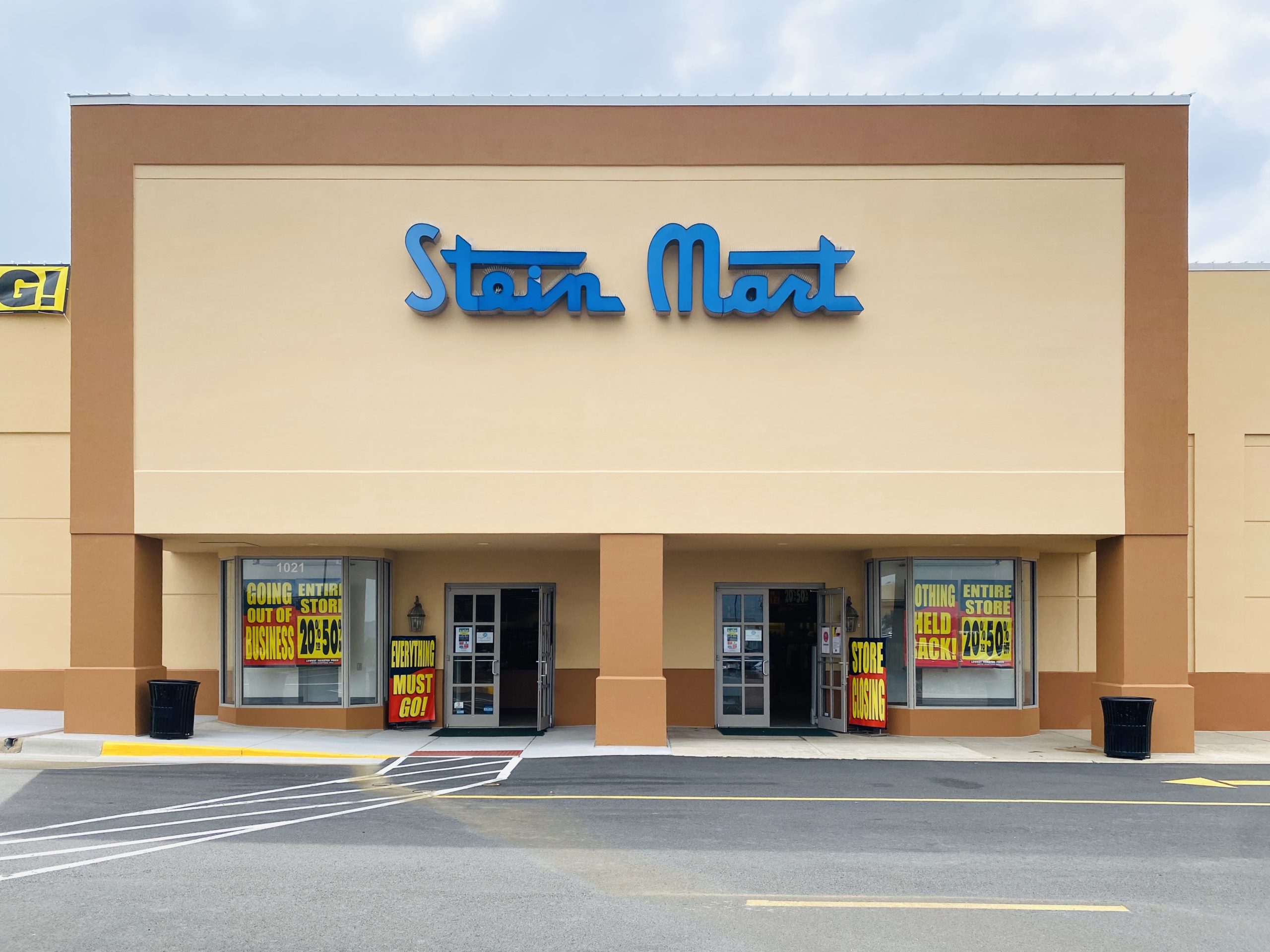 Stein Mart files for bankruptcy with plans to close all its stores