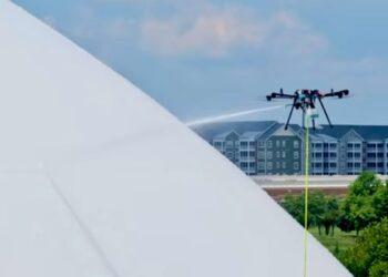 Flying drones used to clean Commanders’ Ashburn “bubble”