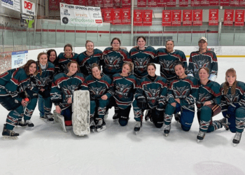 Ashburn’s all-women’s hockey team brings energy, fun to the ice