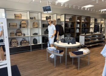 New Michael Kors Mens shop opens in Leesburg