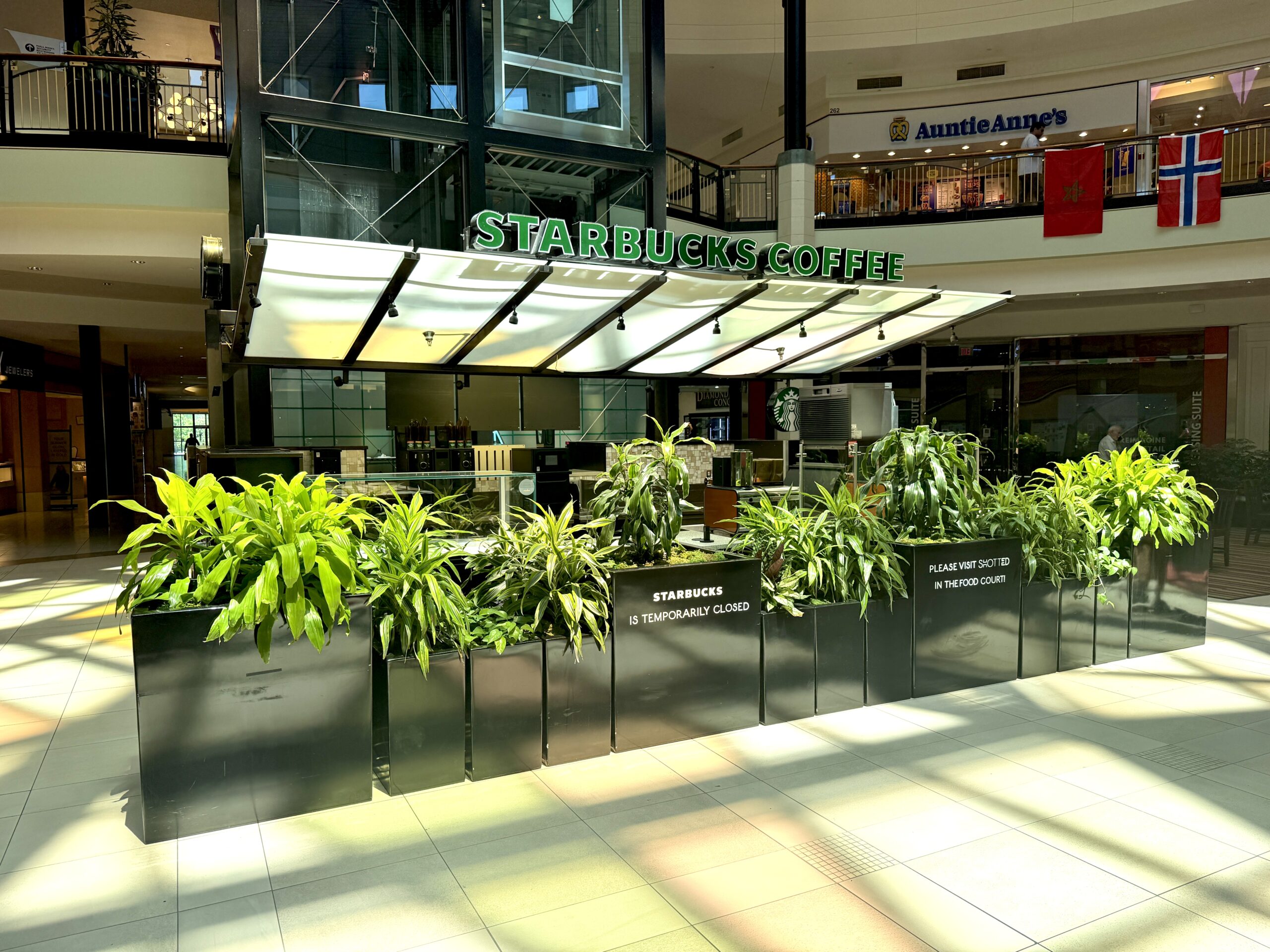 Burning Question: What’s up the Starbucks at the Dulles Town Center?