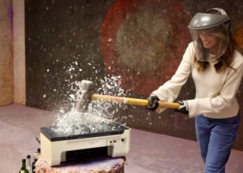 Sterling’s new iSmash rage room announces grand opening date